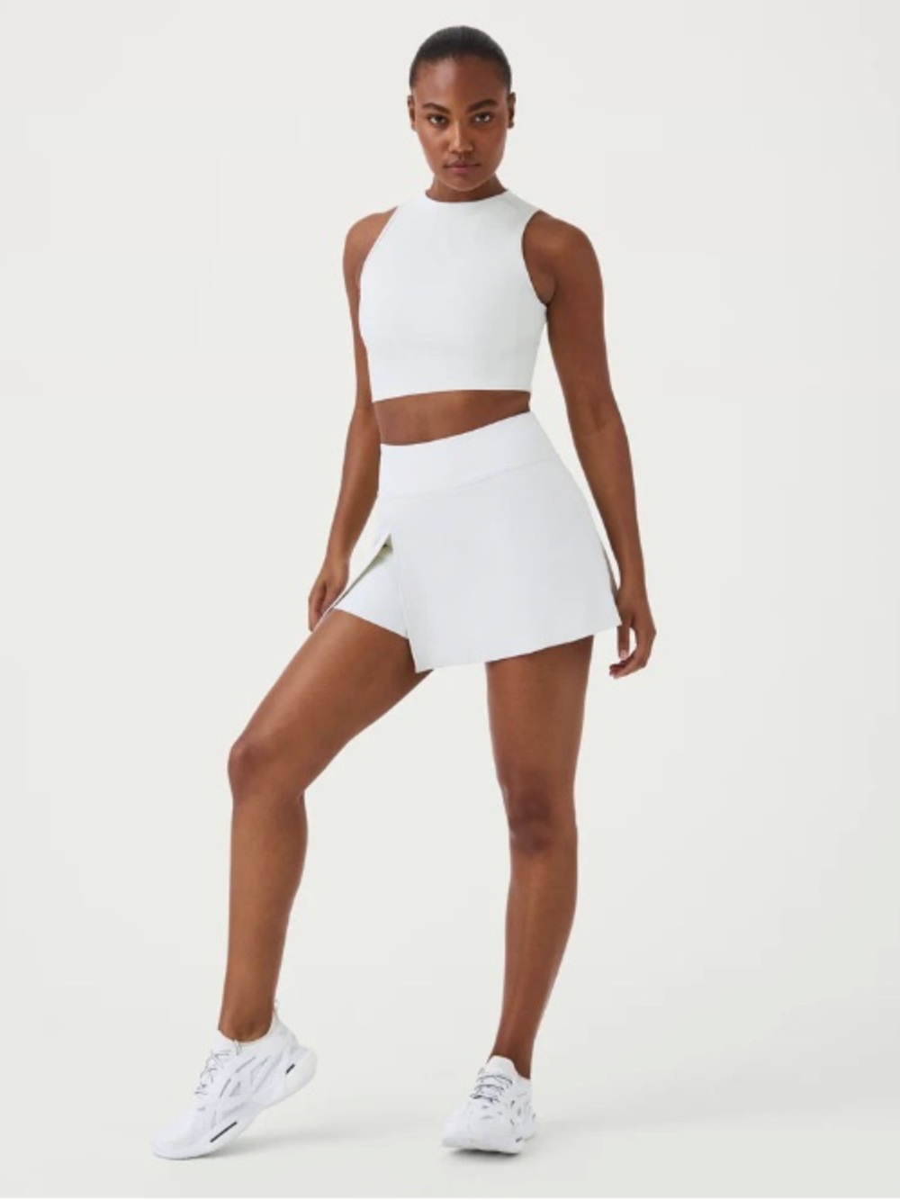 SPANX- Contour Rib Front Slit Skort White Size M